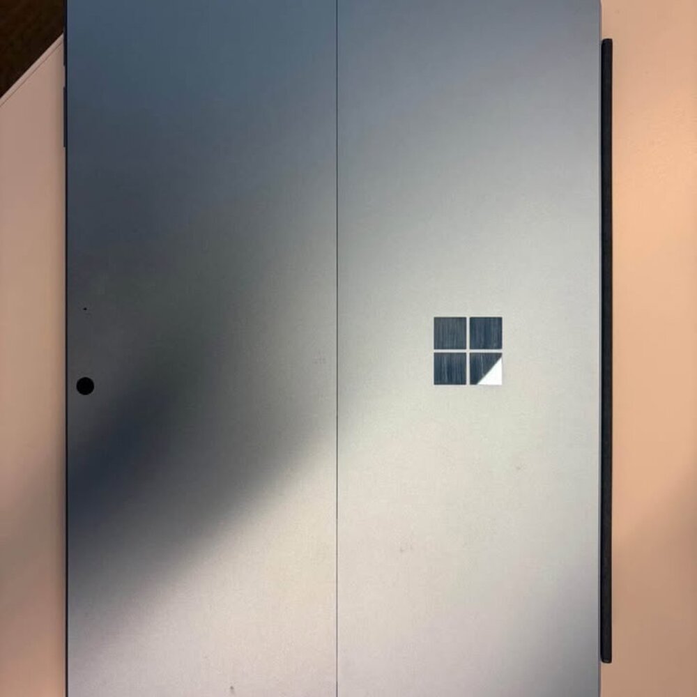 Microsoft Surface Pro 11 (2 in 1 laptop)